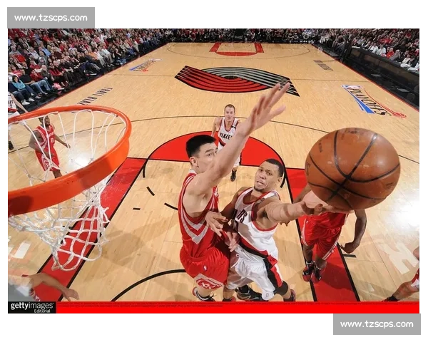 火箭强势对决活塞全场录像回放解析青春风暴碰撞精彩瞬间与战术博弈